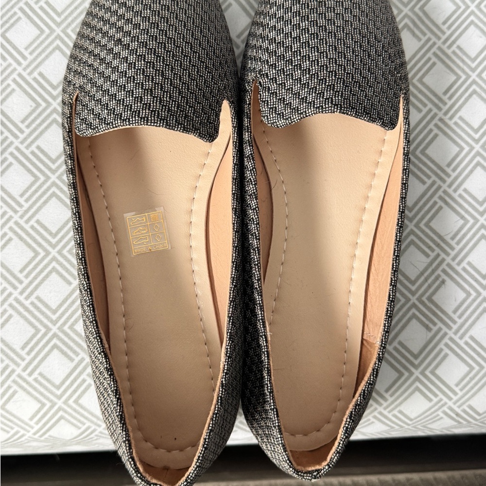 SHEIN Black and Cream Women's Loafers